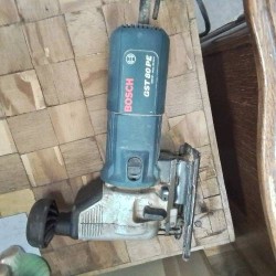 SCIE SAUTEUSE BOSH GST 80 PE