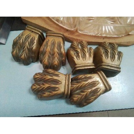 LOT 6 PATTES DE LION EN CUIVRE PIEDS DE MEUBLE