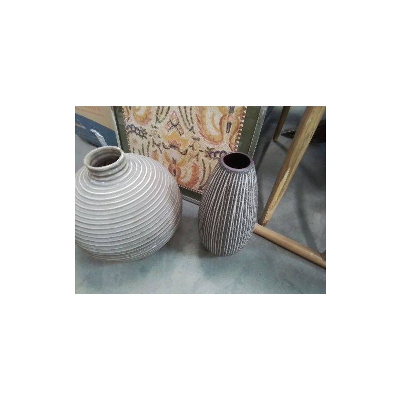 VASE HABITAT STRIÉ TAUPE BLC MM
