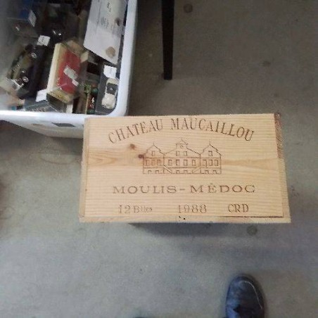 CAISSE CHATEAU MAUCAILLOU