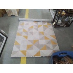 TAPIS PM MOTIFS CARRÉ JAUNES GRIS