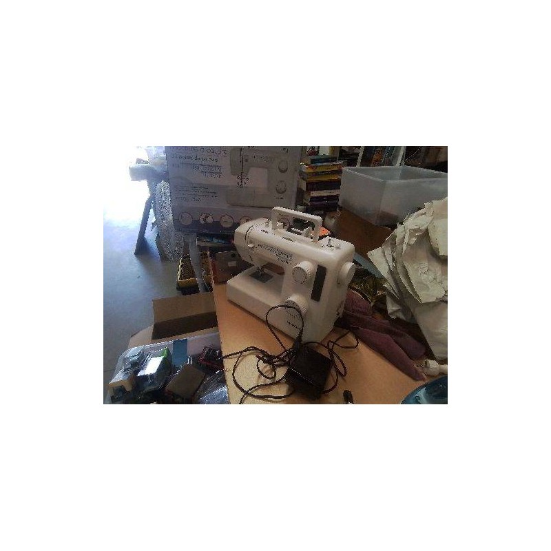 MACHINE A COUDRE SILVERCREST 