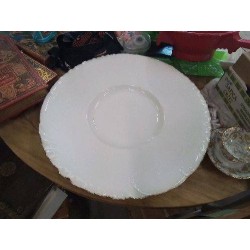  PLAT LIMOGES HAVILAND BLC ROND BORD DORÉ TGM