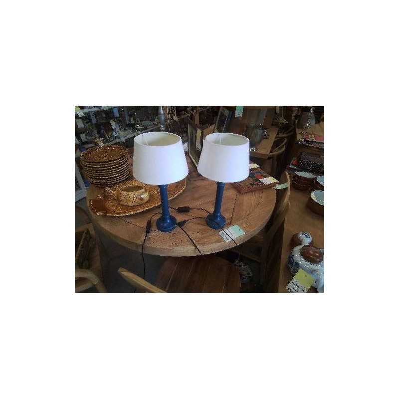LAMPE PIED BLEU ABAT JOUR BLC