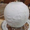 VASE BOULE AK KAISER PORCELAINE BISCUIT DECOR RELIEF FEMME OISEAUX A LA FONTAINE