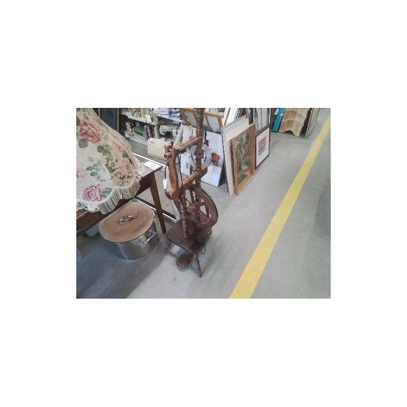 LAMPADAIRE ROUET 