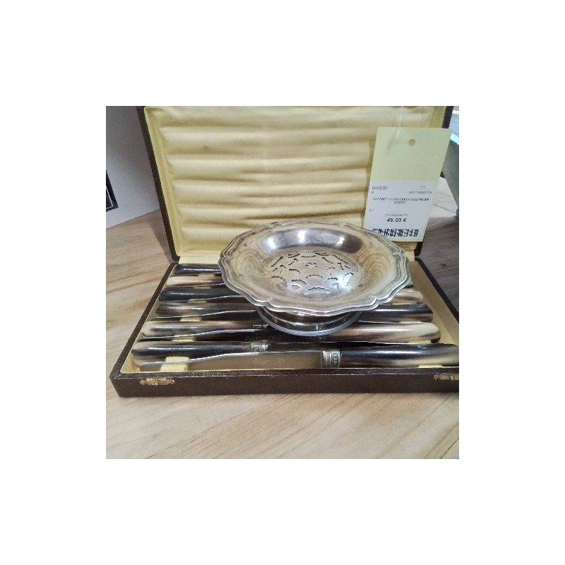 BEURRIER DECOUPE FORMES METAL COQUILLOR SGDG