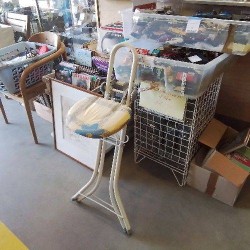 SIÈGE TABLE A REPASSER PLIABLE