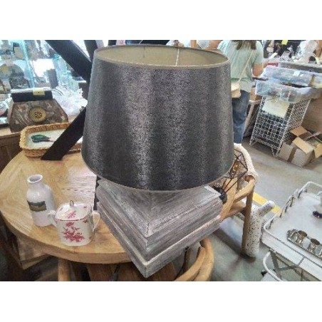 LAMPE TGM BOIS PATINÉ GRIS