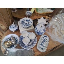 SERVICE CAFÉ DÉCOR FLEURS BLEUES