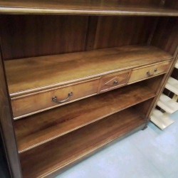 BIBLIOTHÈQUE MERISIER  OUVERTE 2T 