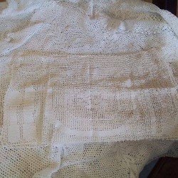LOT 2 SETS DE TABLE NAPPERONS CROCHET ECRUS 48X28