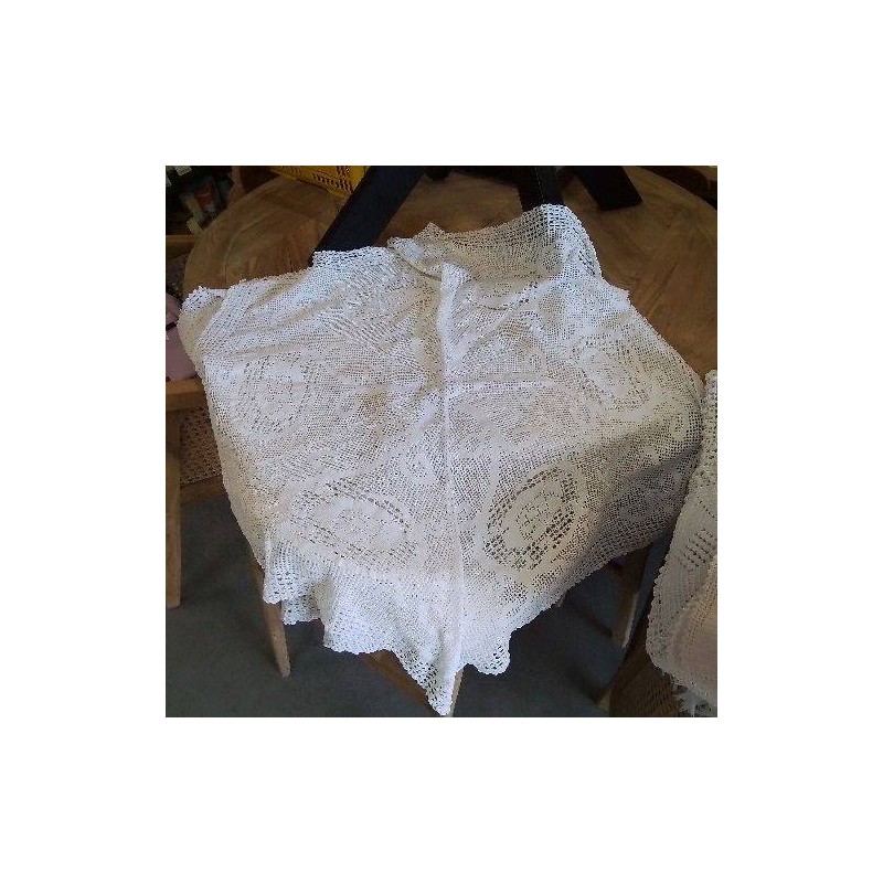 NAPPE A THÉ HEXAGONALE CROCHET BLC 110X110 ENV