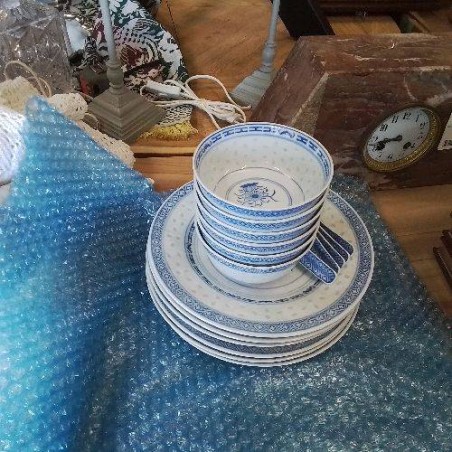 SERVICE ASIATIQUE BLEU BLC 6 ASSIETTES BOLS CUILLERES 