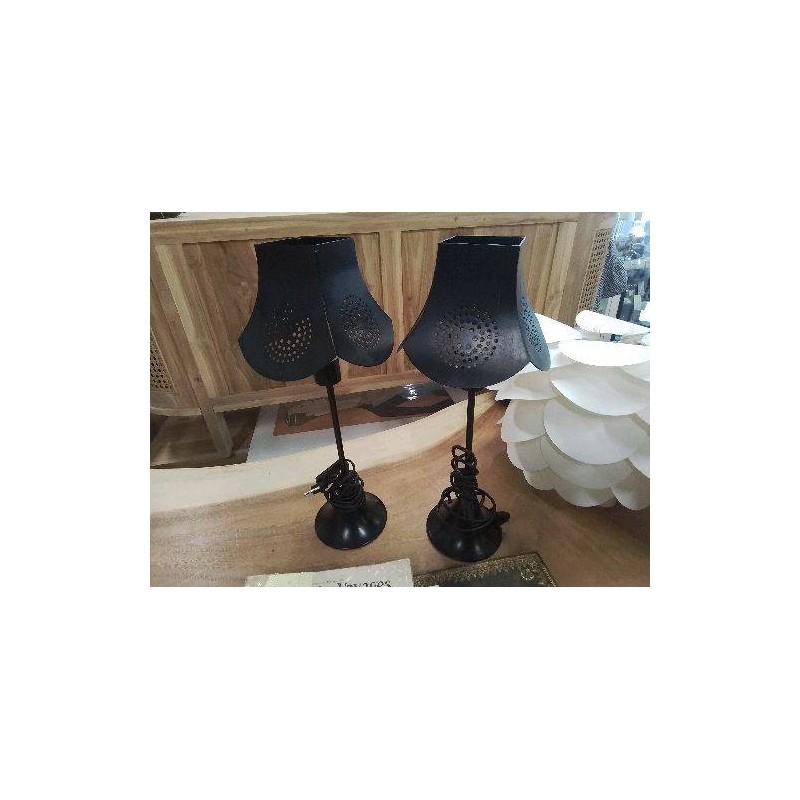 LAMPE MÉTAL NOIR MÉTAL ABJ AJOURÉ 