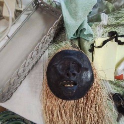 COPIE MASQUE AFRICAIN RAPHIA PM