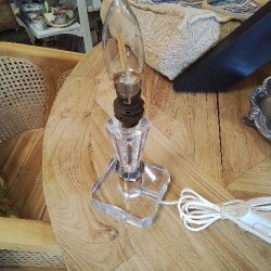 LAMPE PIED FACETTES 