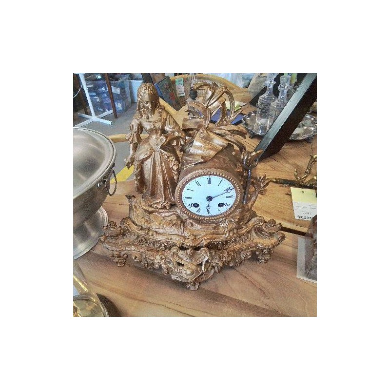 PENDULE METAL DORE ETAT DE FONCTIONNEMENT OK CLE A8 SANS VERRE