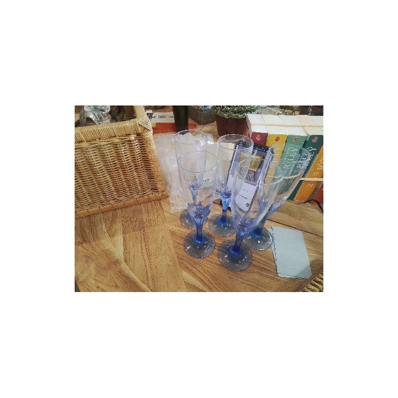 LOT 5 FLUTES A CHAMPAGNE PIED TULIPE BLEU