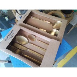 SET 16 COUVERTS DORÉ + COUVERTS SALADE