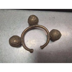 BRACELET AFRICAIN A GRELOTS - COTE D’IVOIRE REGION BOUAKÉ