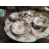 PLAT DE SERVICE VINTAGE LIMOGES JAUNE FLEURI ET 8 COUPELLES