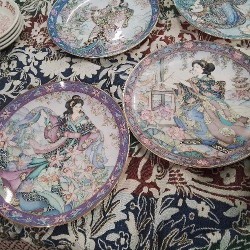 L9T 6 ASSIETTES DÉCOR JAPONAISE IRIS