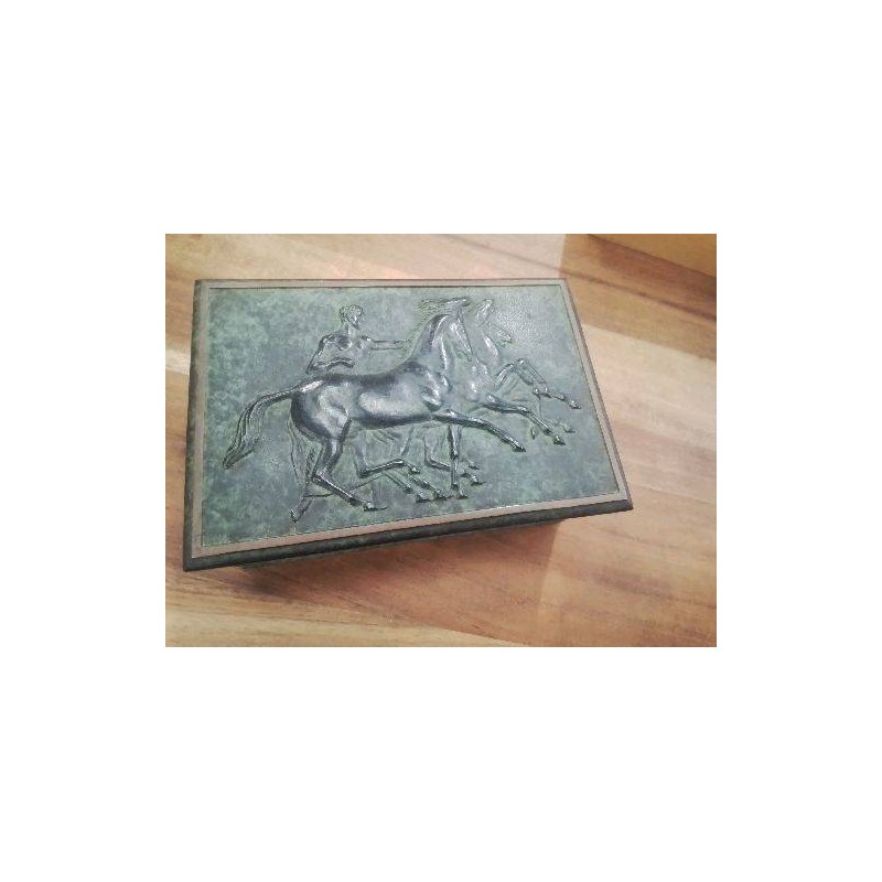 BOITE BOIS CERCLEE METAL DECOR CHEVAUX