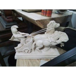 STATUE RESINE CHAR ET CHEVAUX ROMAINS COPIE SANTINI