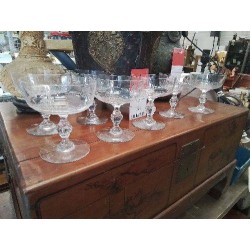LOT 7 COUPES CHAMPAGNE CRISTAL TAILLÉ 