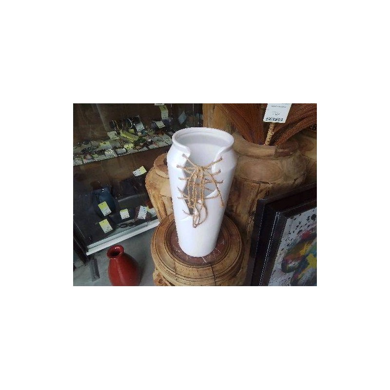 VASE DECOUPÉ FICELLES 
