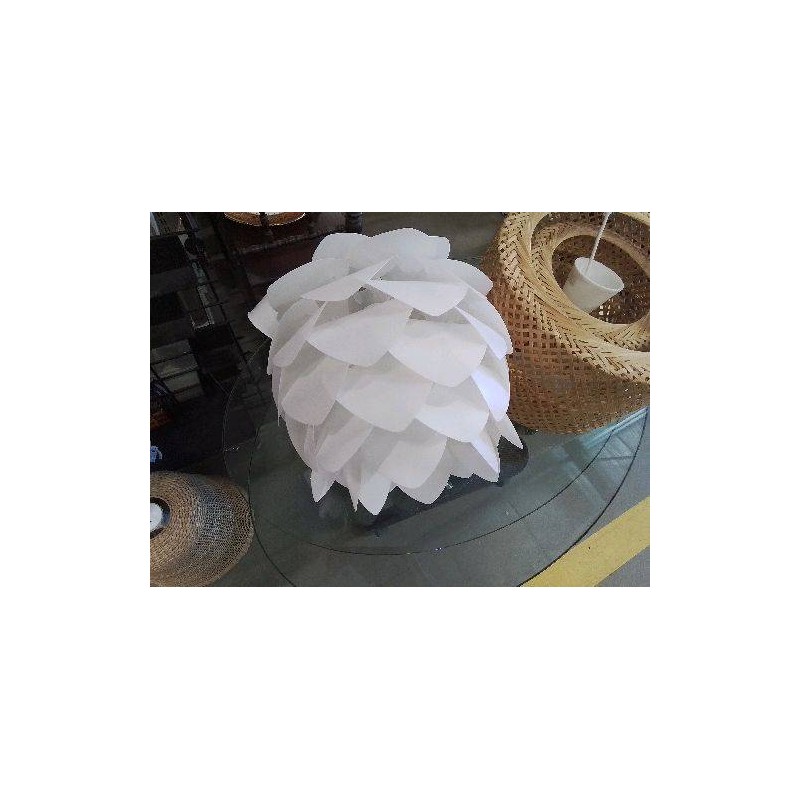 SUSPENSION FLEURS PVC BLANCHE