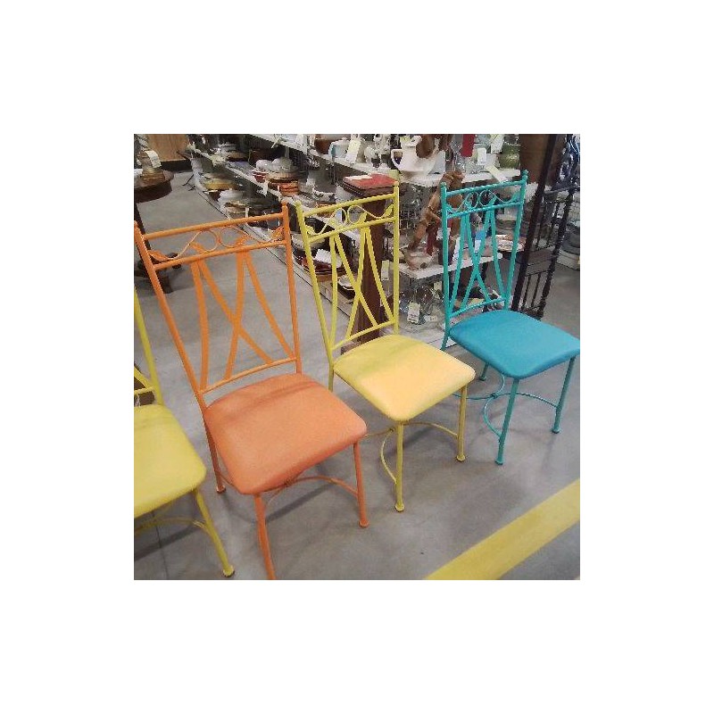 LOT 6 CHAISES COULEURS 