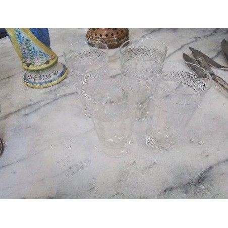 LOT 4  VERRES CRISTAL CORDON FLEURI 