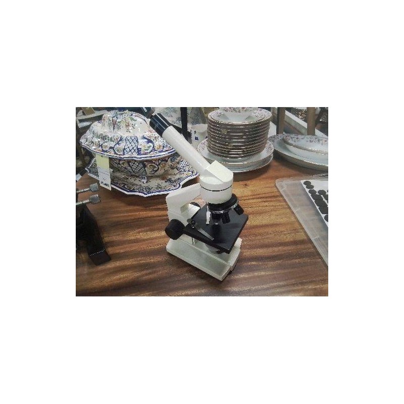 MICROSCOPE BEIGE 4 10 40 X 