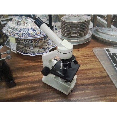 MICROSCOPE BEIGE 4 10 40 X 