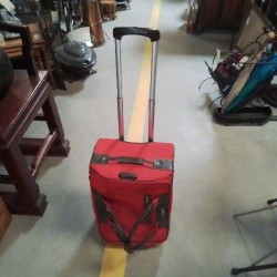 SAC TROLLEY ROUGE LANCEL 000