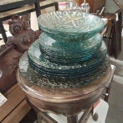 LOT ASSIETTES PLAT VERRE MOTIFS CORAIL DORÉ 