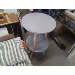 TABLE BASSE RONDE GRISE 3 PIEDS