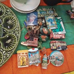 LOT MAGNETS