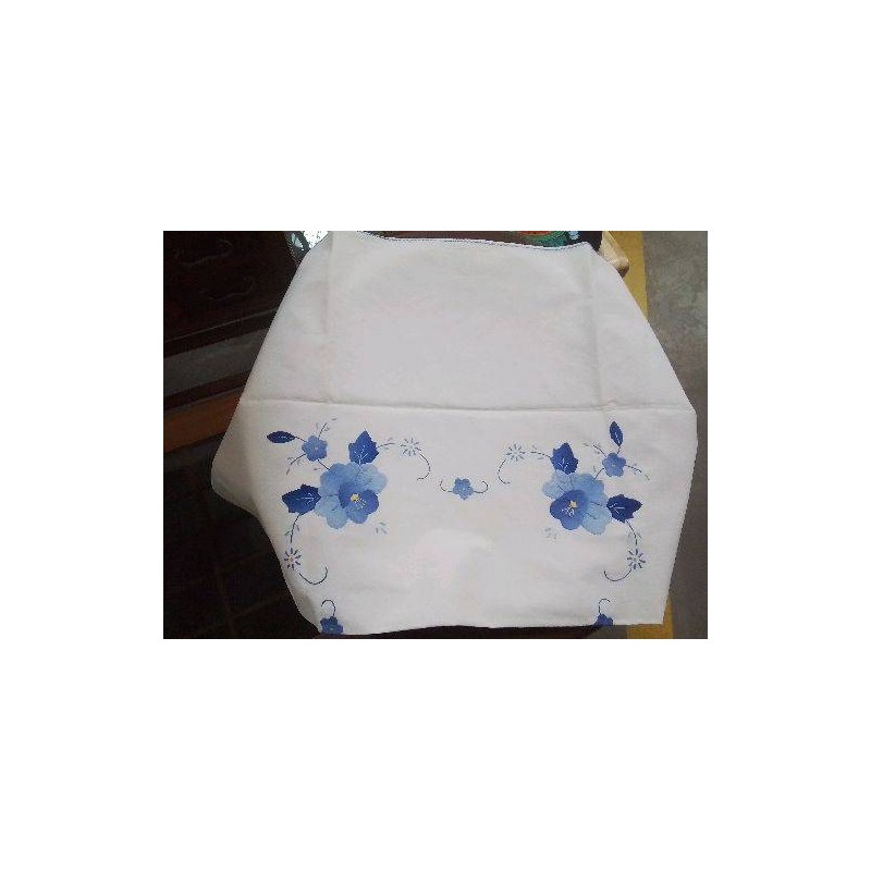NAPPE A THE CARREE PM FLEURS BRODEES BLEU