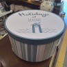 BOITE A CHAPEAU GM CARTON HOLIDAYS AT SEASIDE