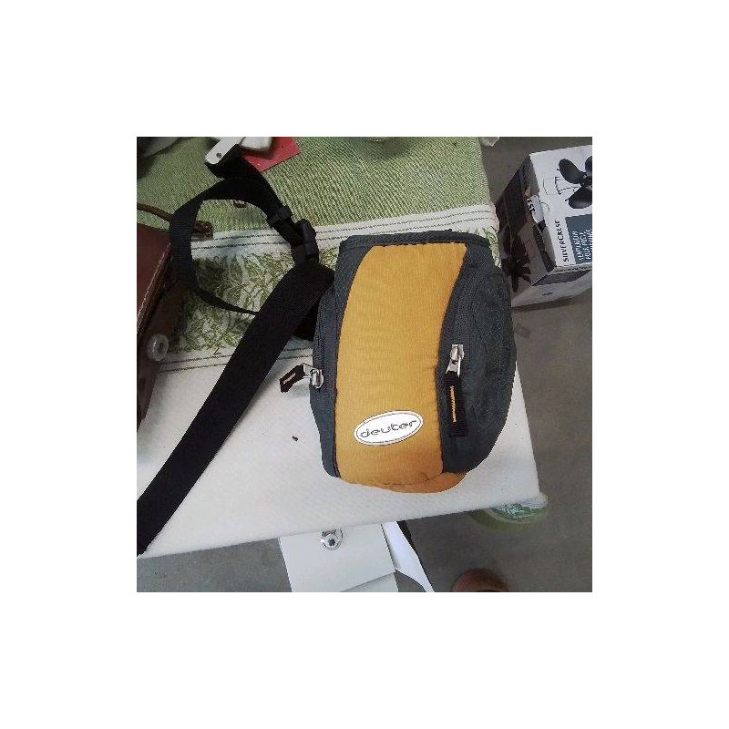 SUPPORT BOUTEILLE MARCHE CEINTURE 