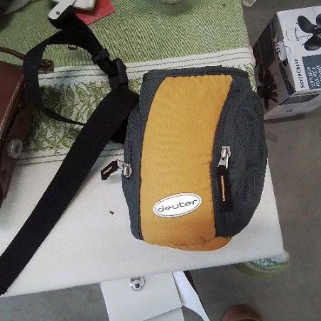 SUPPORT BOUTEILLE MARCHE CEINTURE 