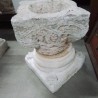 POT PIERRE SUR SOCLE PM