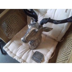 TETE METAL CERF + PLAQUE EN ACC