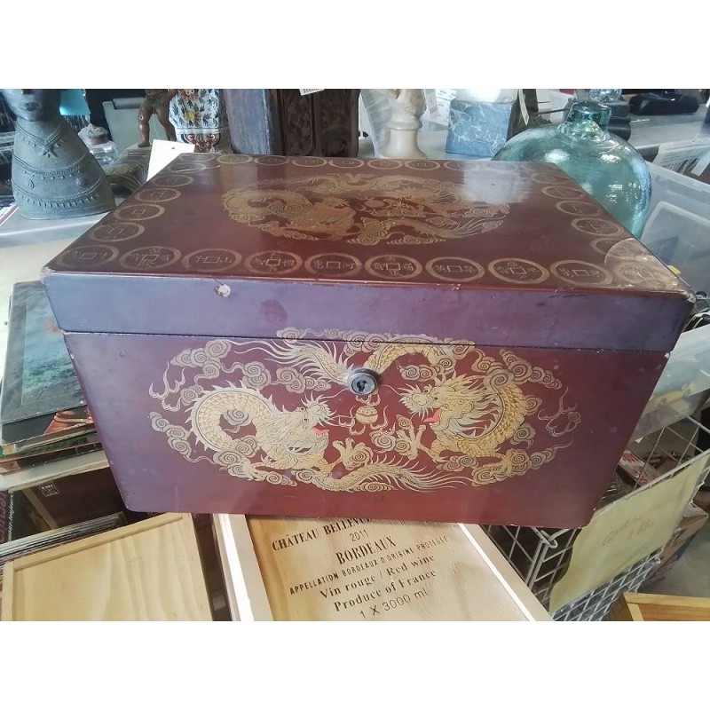 BOITE A THE ANCIENNE LAQUEE AVEC COUVERCLE METAL
