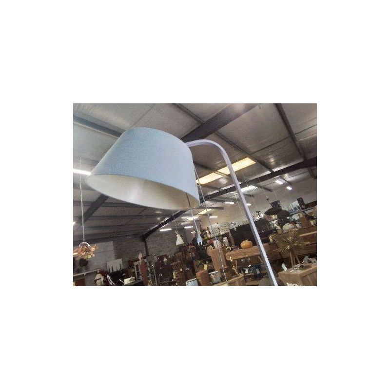 LAMPADAIRE GRIS MODERNE 