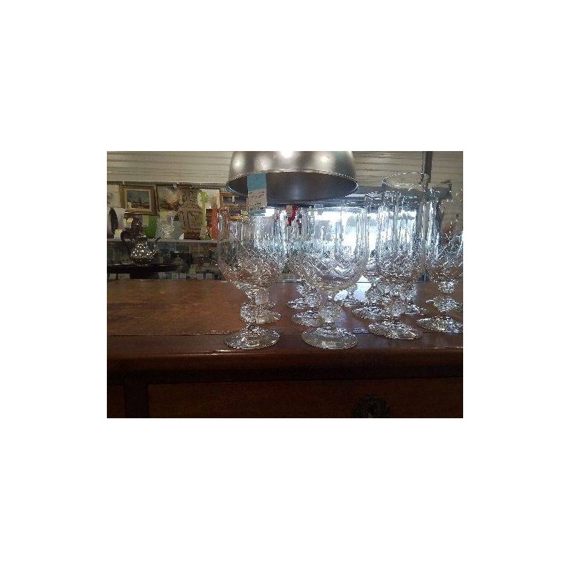 LOT 6 VERRES A EAU CRISTAL CISELÉ 