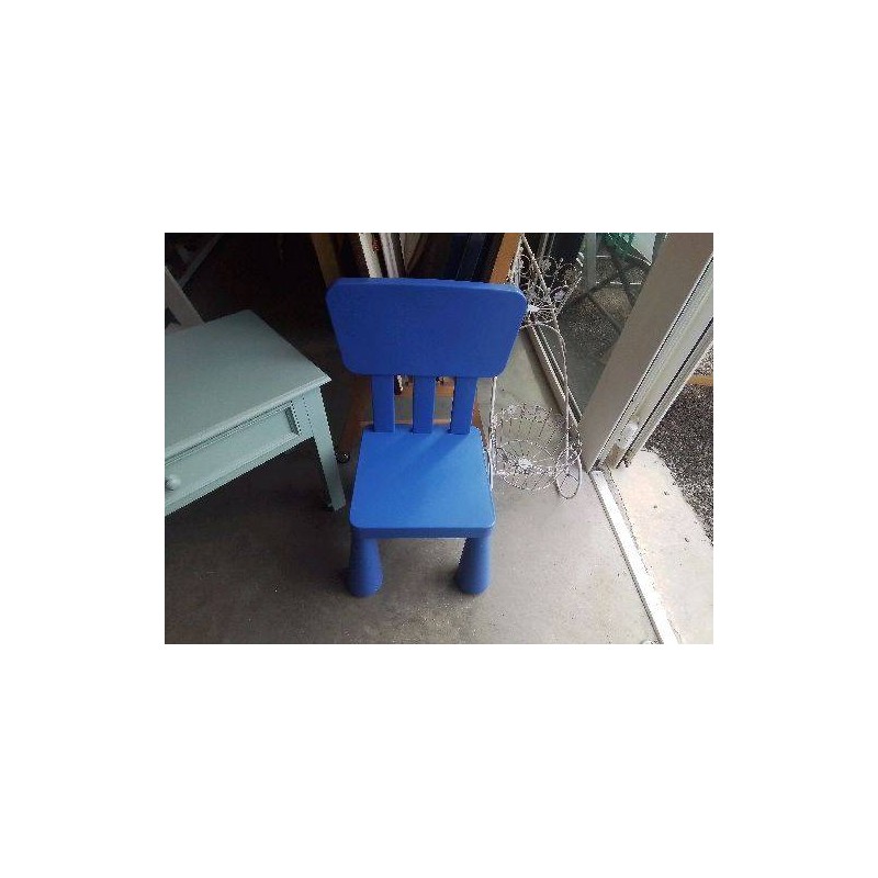 CHAISE ENFANT IKEA BLEU